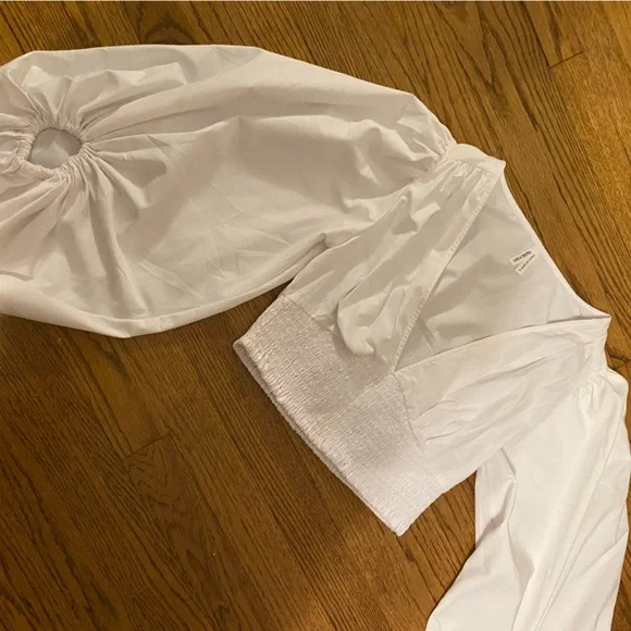 balloon sleeve crop Top - Picture 3 of 7